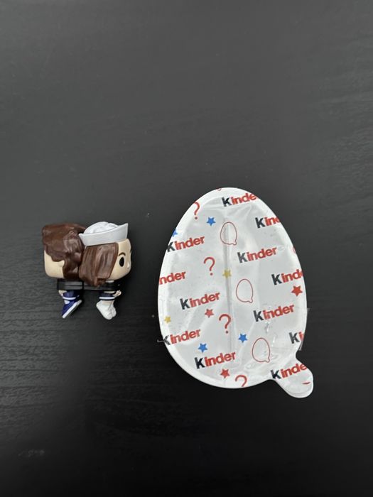 Bonecos Kinder Joy Stranger Things/ Harry Potter funko pops