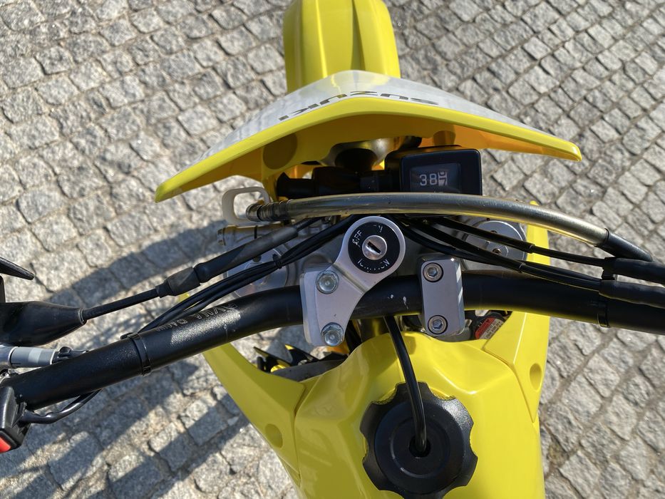 Suzuki DRZ 400 E