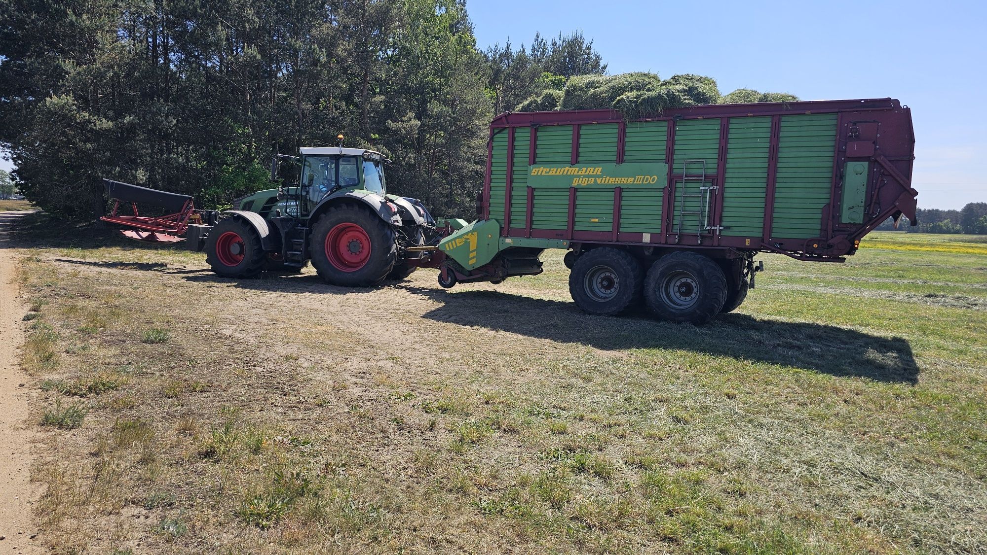 MPway - zbiór traw przyczepami samozbierającymi (Fendt + Strautmann)