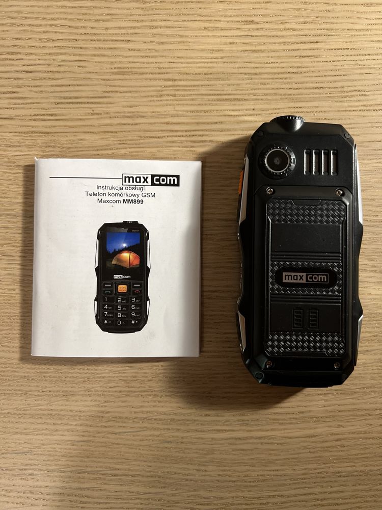 Telefon Max Com travel MM899