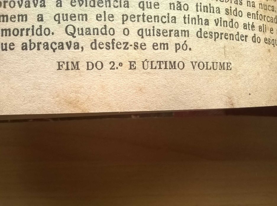 Nossa Senhora de Paris - Victor Hugo (portes grátis)