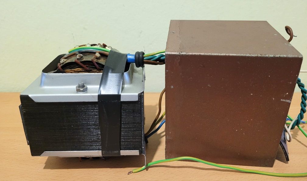 Transformator sieciowy do wzmacniacza lampowego  moc 250W