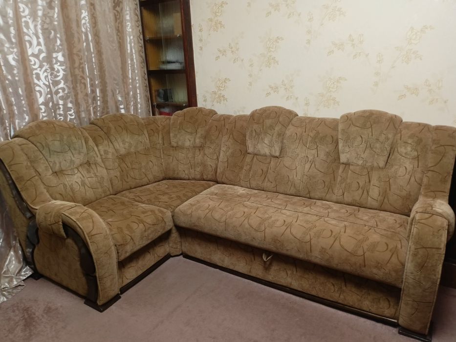 Продаю кутовий диван Львівської фабрики