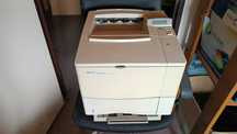 Drukarka laserowa Hewlett Packard 4100TDN Laser Jet uszkodzona