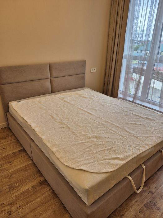 Продаж 1.5 кім.квартири ЖК" Квадрат "