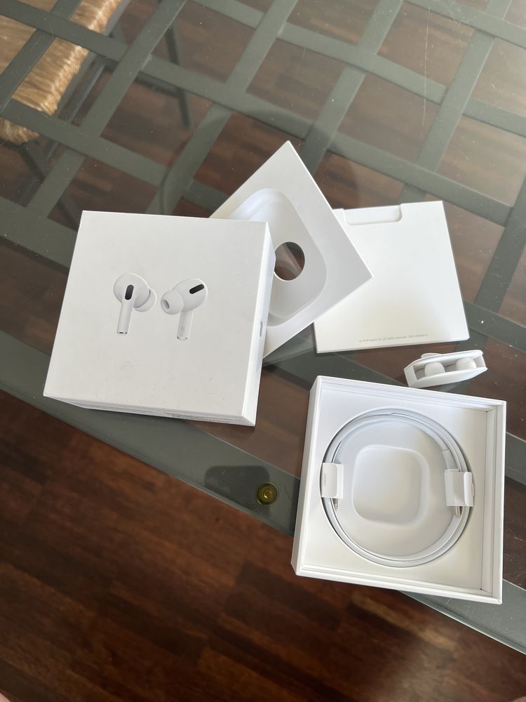 Pudełko AirPods Pro 2, nieużywane, komplet