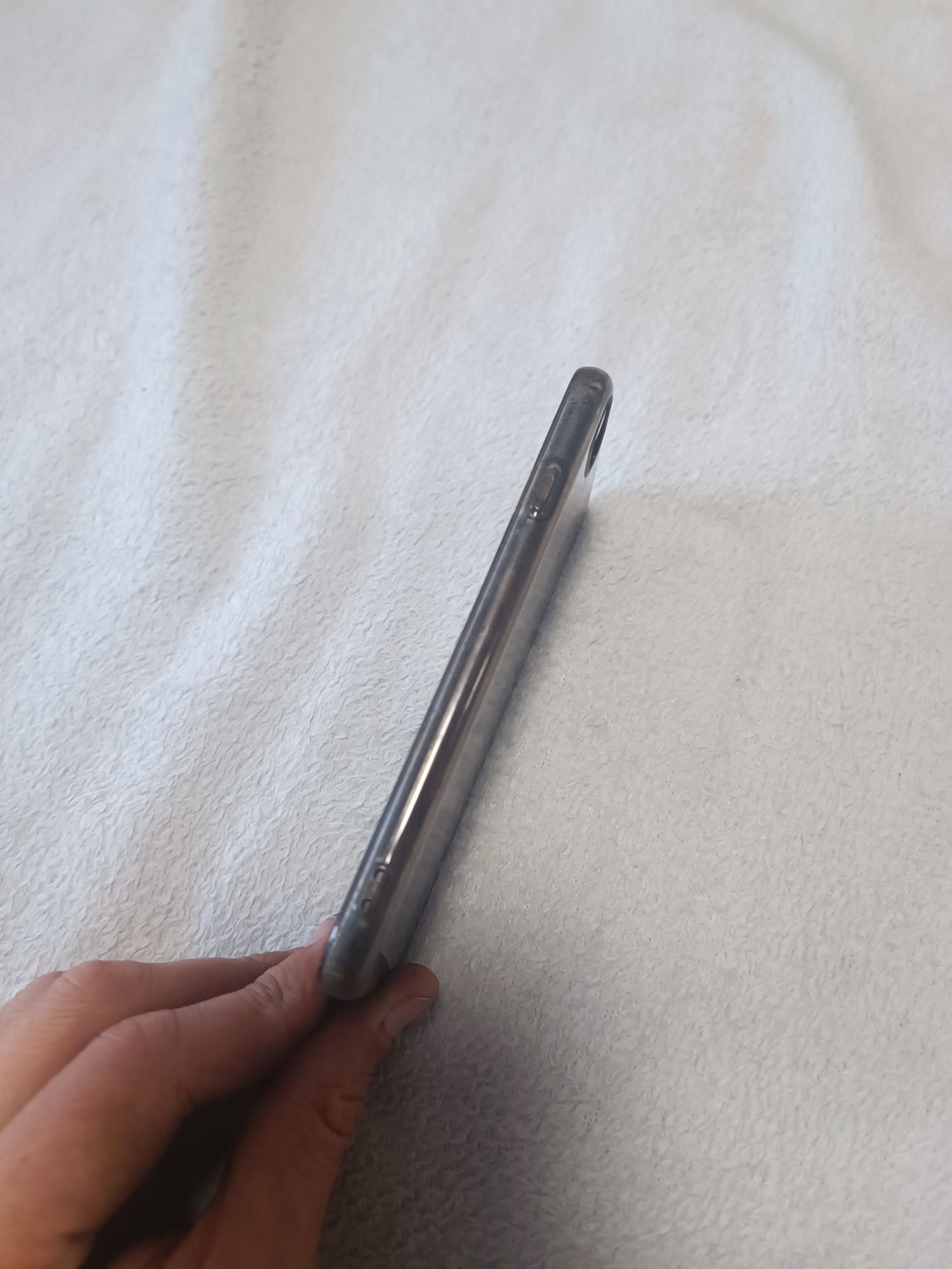 iPhone 7 заблокований