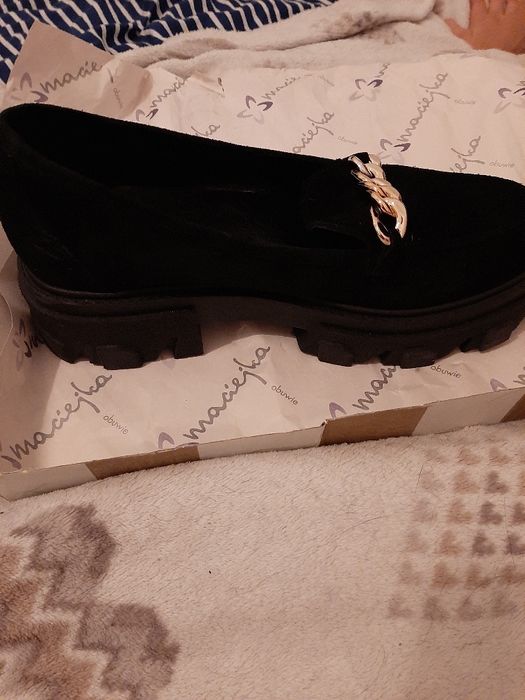 Nowe zamszowe buty Maciejka