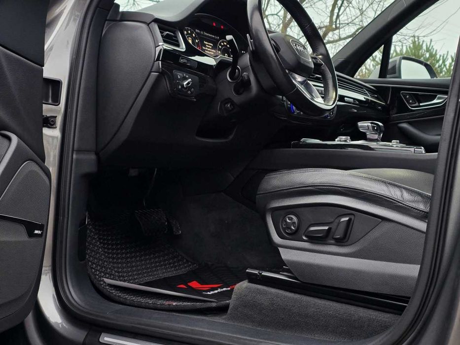 Продам  Audi Q7 2016. Можна в розстрочку, під викуп.