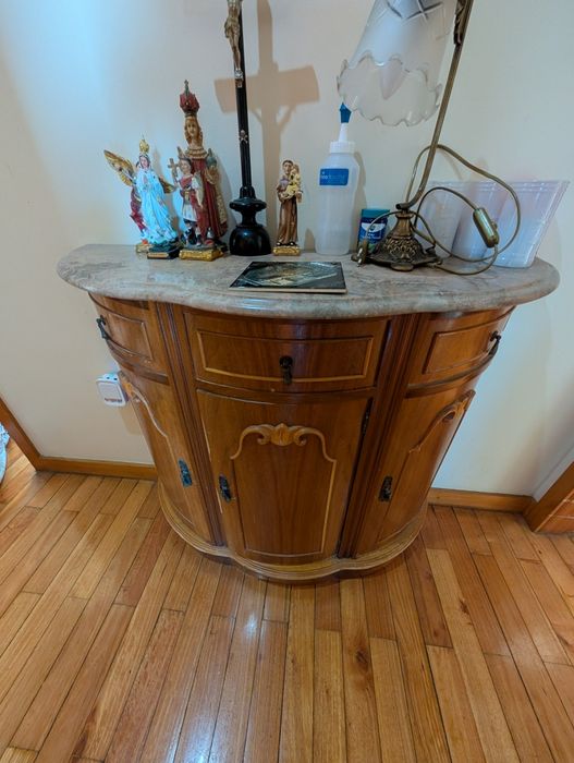 Móvel de Entrada em Madeira e Mármore [AO MELHOR PREÇO]