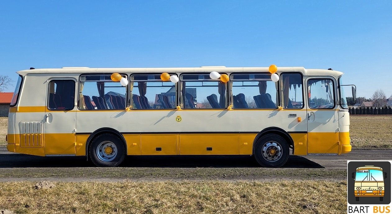 Transport gości weselnych, autobus na wyjazd integracyjny , zabytkowy