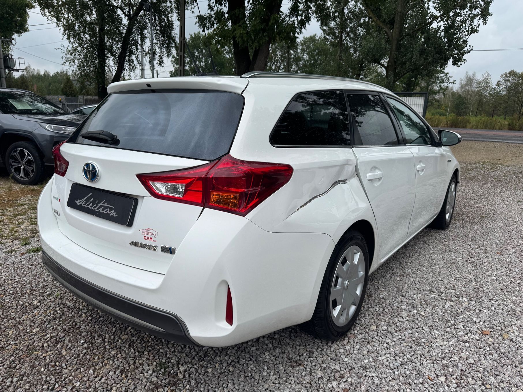 Toyota Auris 1.8 HSD 136KM Kamera Serwis