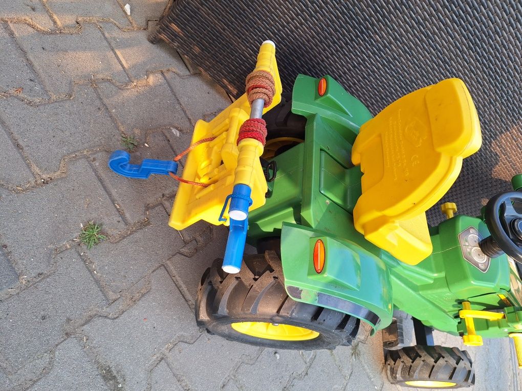 Traktorek John Deere pompowane koła przyczepa zamiatarka Rolly toys