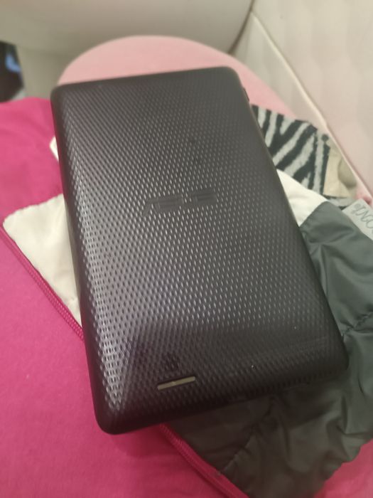 Asus Memo Pad  на запчастини