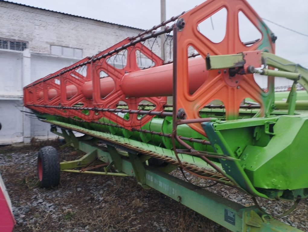 Жниварка зернова Claas-Vario 7,5м 2006р
