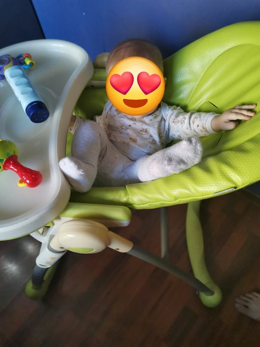 Крісло для годування