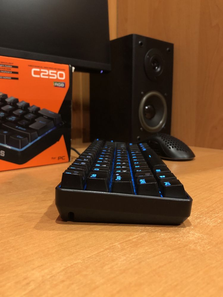 Механическая клавиатура NOS C250 RGB red switch 60%