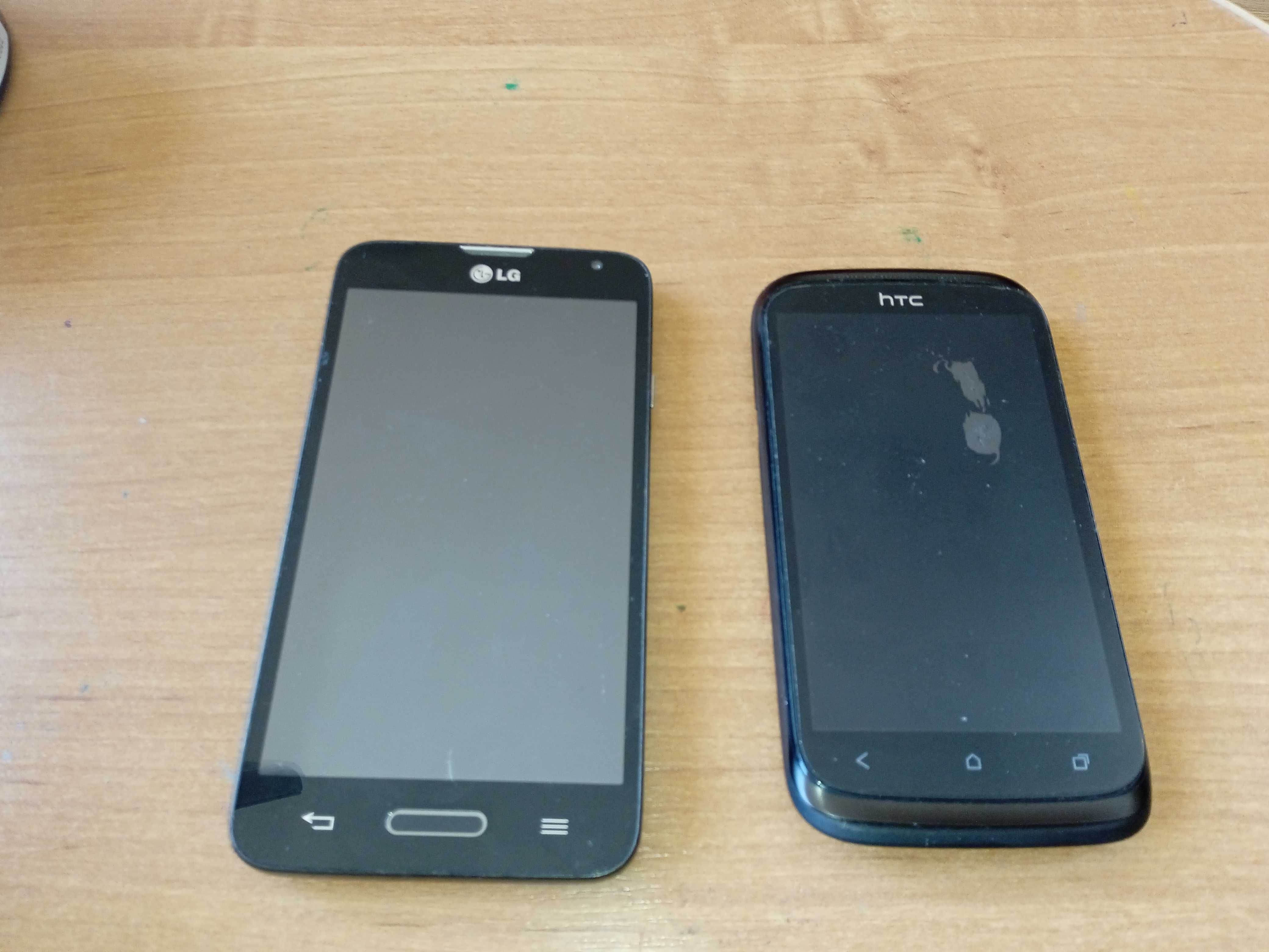 Zestaw Smartfonów 1 sprawny HTC Desire 310 2 Uszkodzone LG D320N HTC
