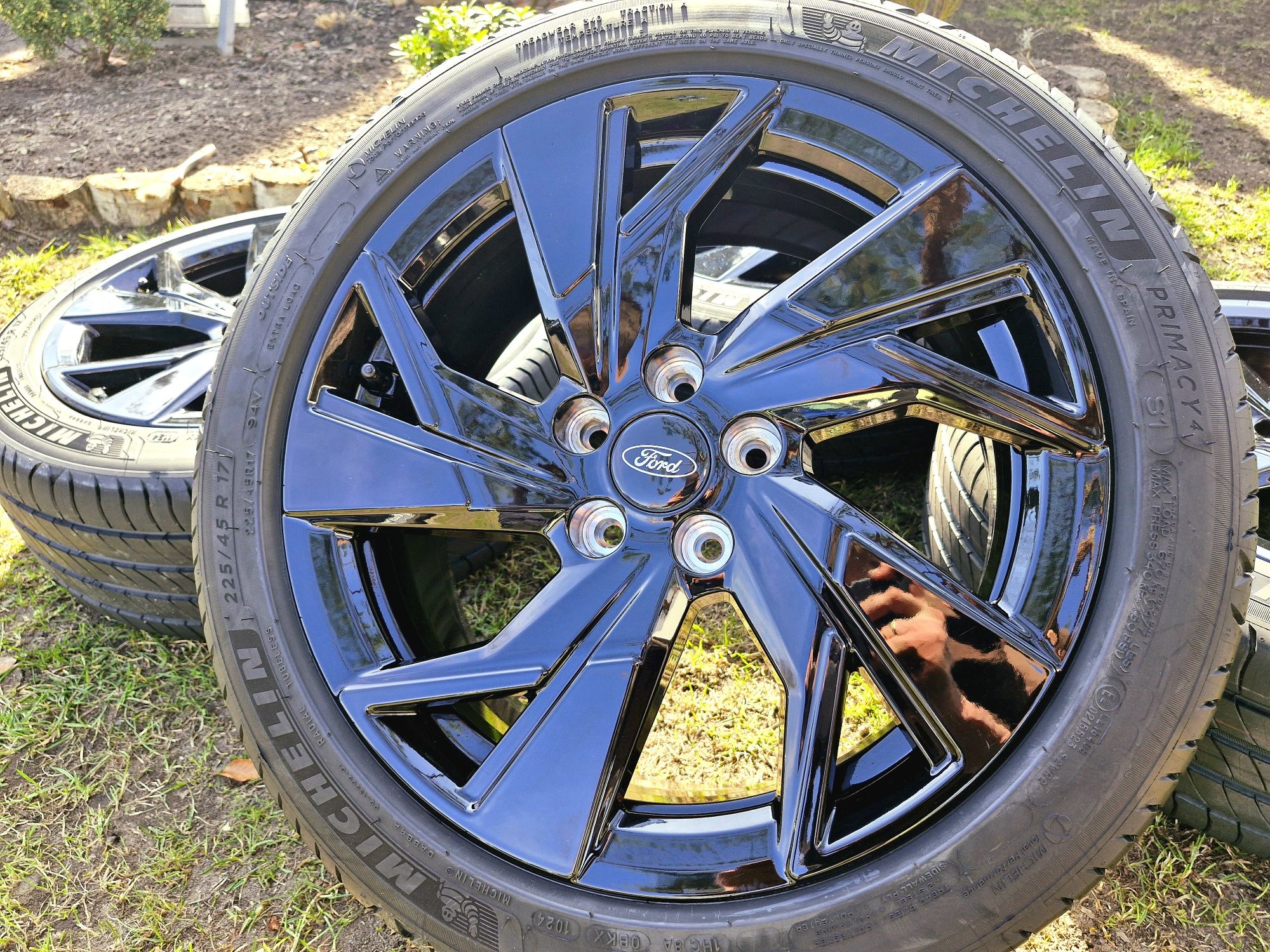 Nowe koła letnie Ford Volvo 17" 5x108 Michelin 225/45 17R