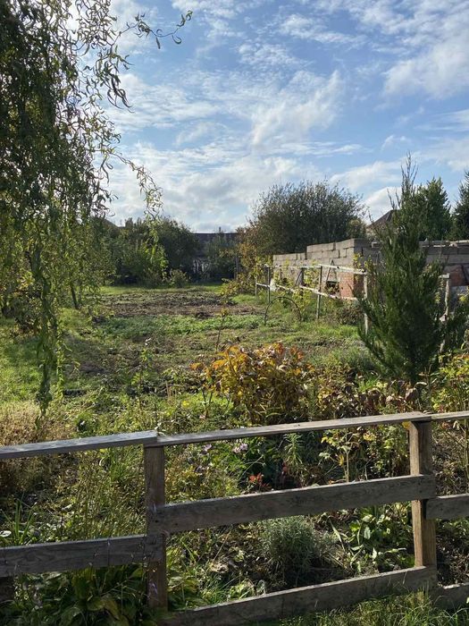 Продам будинок на Таращанському масиві