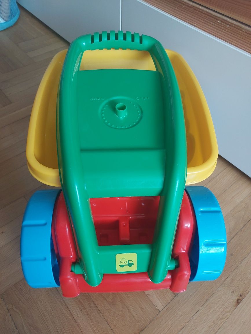 Pojazd na zabawki GOBO