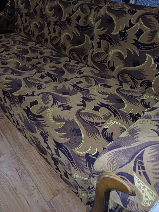 Диван ~230*110 в складеном вигляді. торг