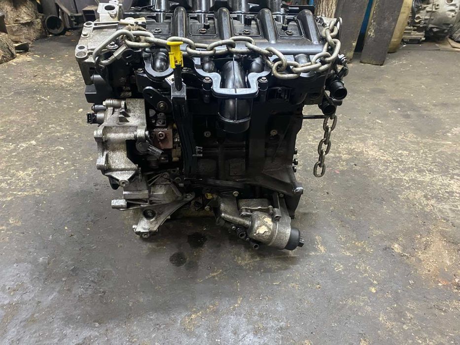 Двигун двигатель мотор Рено Трафік Опель Віваро Рено Мастер Мовано 2.5