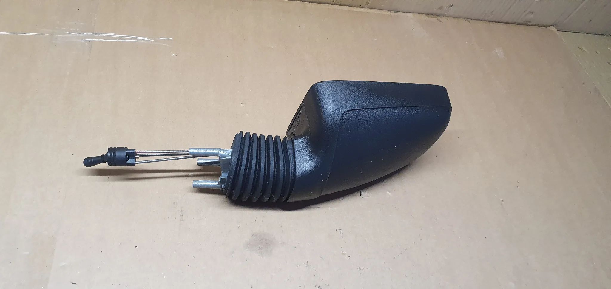 Lusterko zewnętrzne lewe manualne Nowe Peugeot 405 Europa