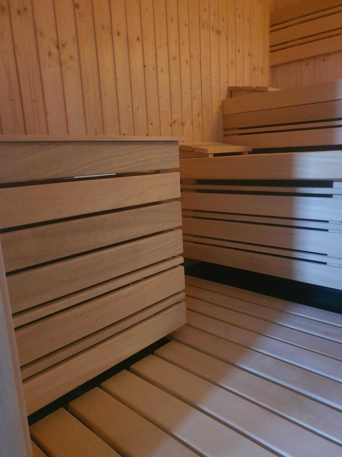 Sauna fińska świerk skandynawski 240/240/210cm WYPRZEDAŻ EKSPOZYCJI!!!