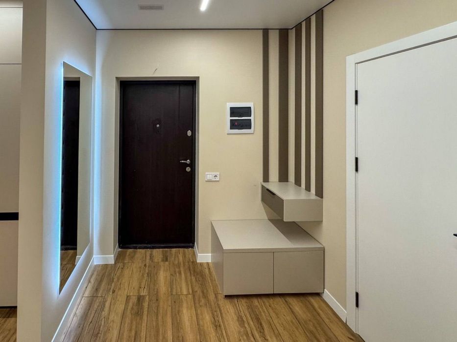 Продажа 1 кімнатна в ЖК Варшавський-2