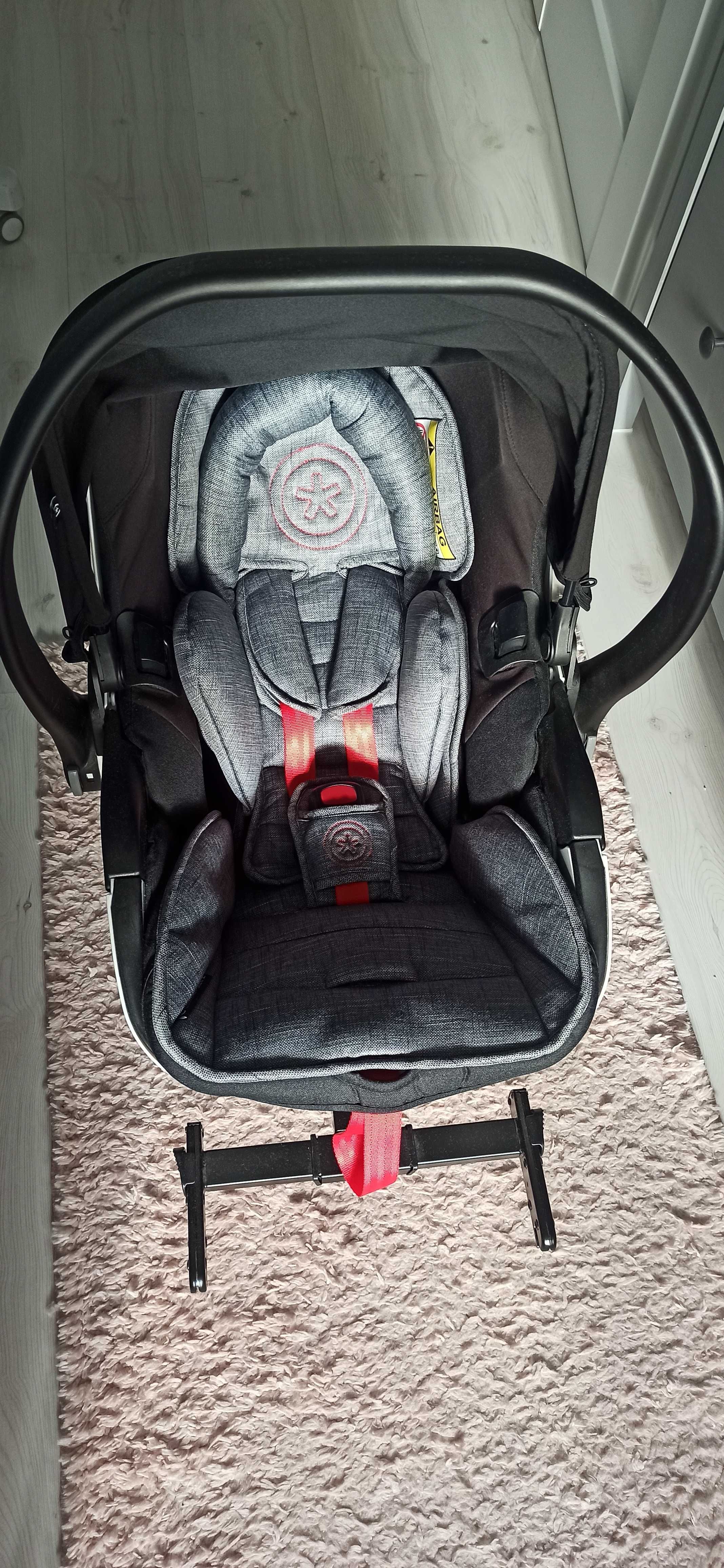 Sprzedam nosidełko/fotelik  Kiddy Evoluna i-Size 2 + baza