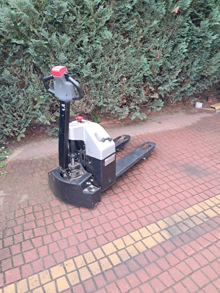 Paleciak elektryczny Silverstone