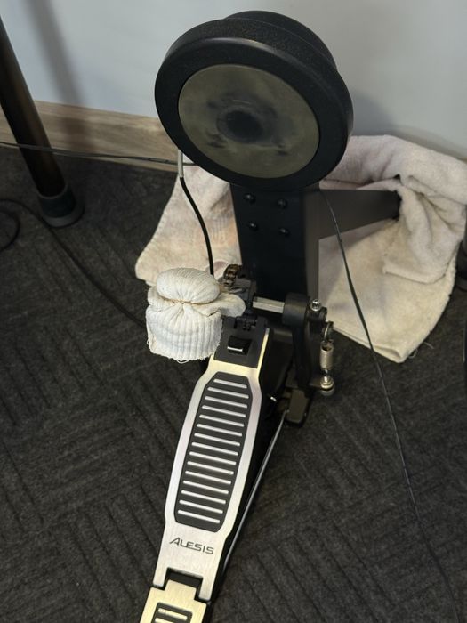 Електронна ударна установка, електронні барабани Alesis Nitro drum