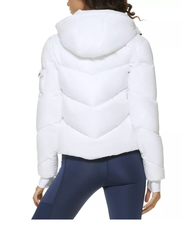 Новая женская зимняя куртка Tommy Hilfiger. Размер XL.