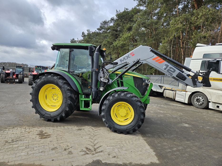 Piękny John Deere 6110MC z ładowaczem MX 16Rok Faktura