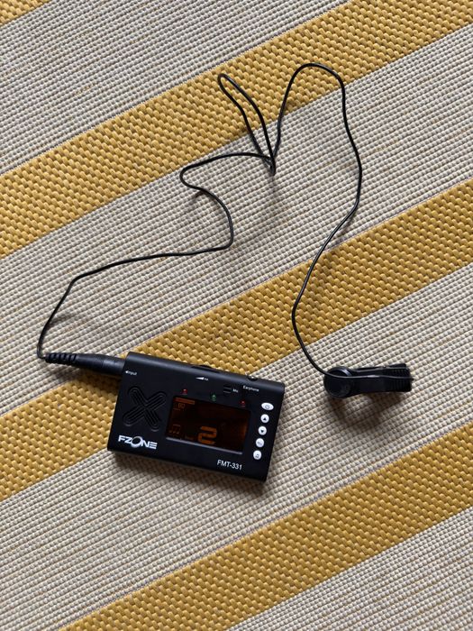 Tuner chromatyczny z metronomem Fzone FMT-331
