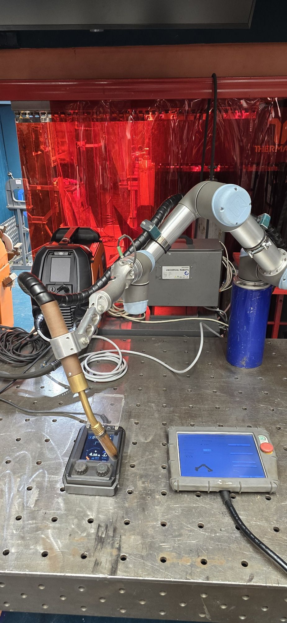 Cobot universal robots