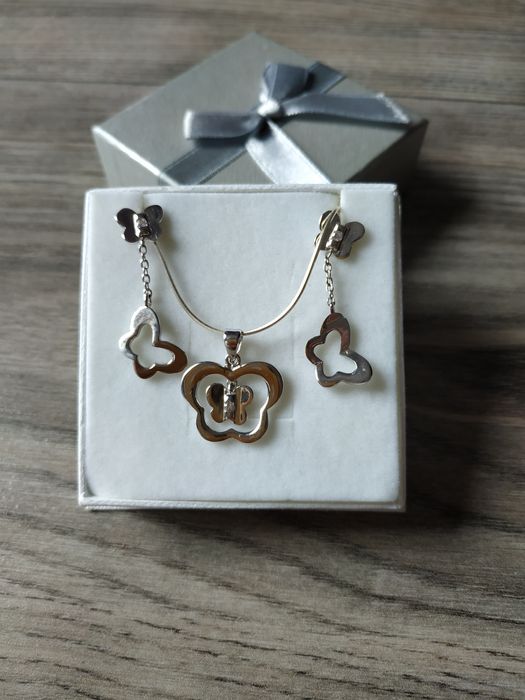 Zestaw kolczyki + łańcuszek z zawieszką
