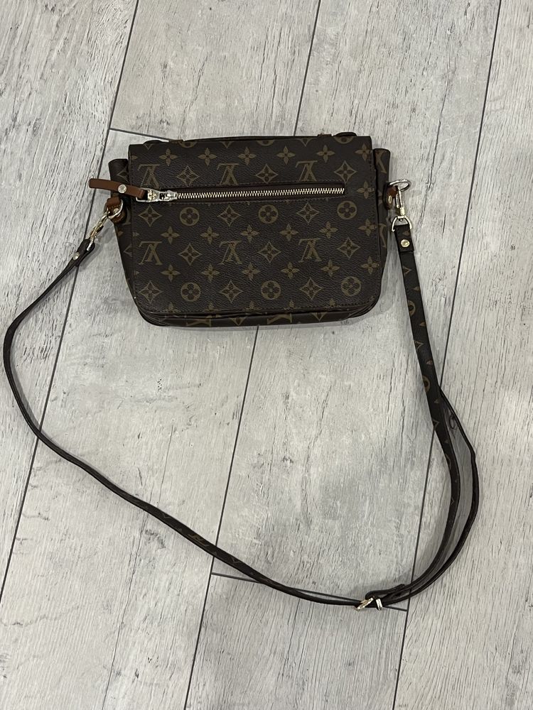 Сумка Louis Vuitton