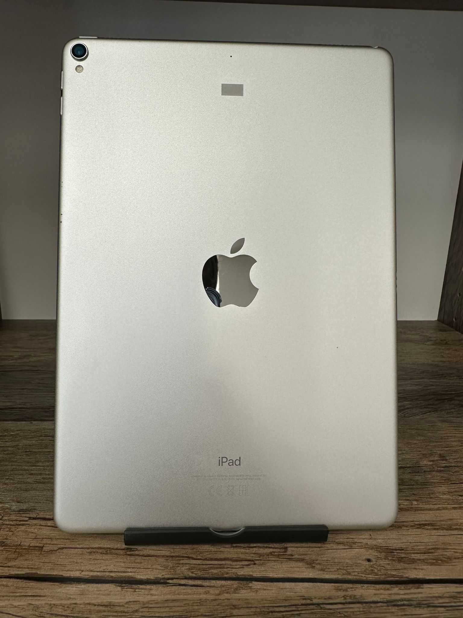 iPad Tablet Apple Pro 10.5-inch 64GB Silver A1701 bdb gwarancja