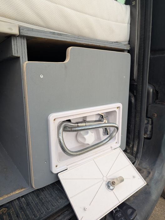 Mini Camper – Renault Kangoo 1999 – Perfeito para explorar Portugal