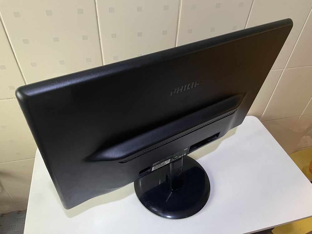 Монітор Philips 236 Vl