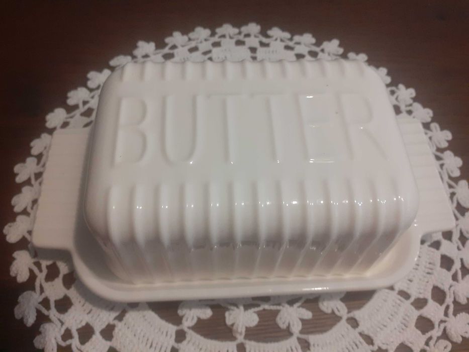 maselniczka ceramiczna