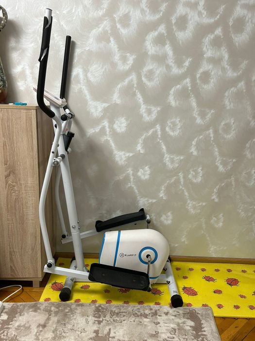 Продаю орбитрек срочно