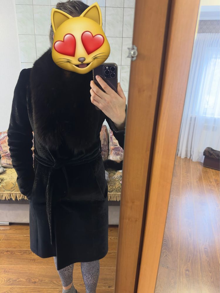 Пальто зимове тепле