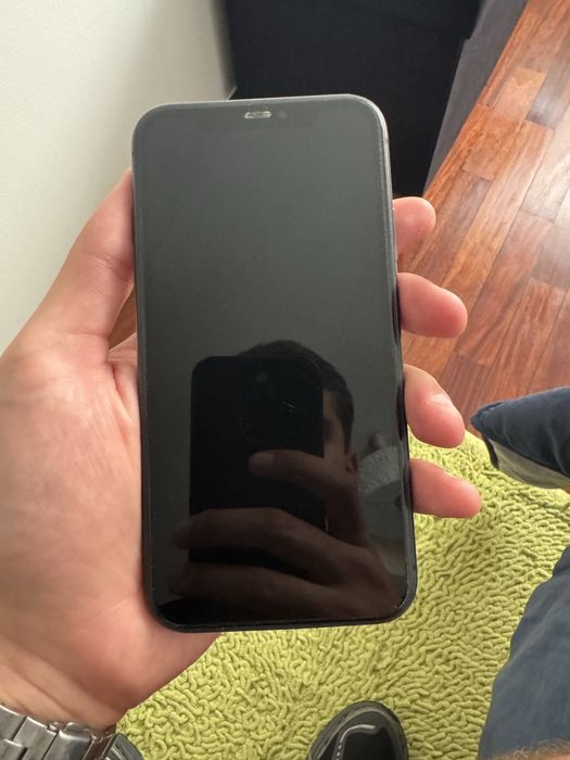Apple - Iphone 11