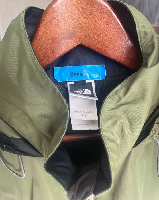 The North Face вітровка