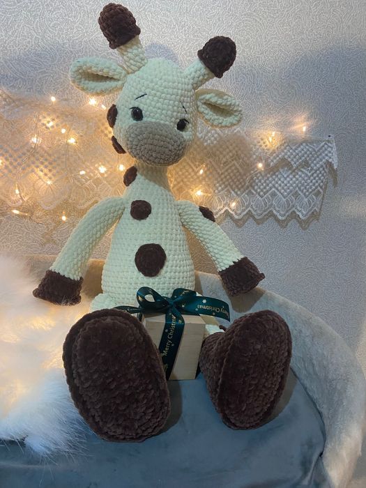 Вʼязані іграшки Жираф