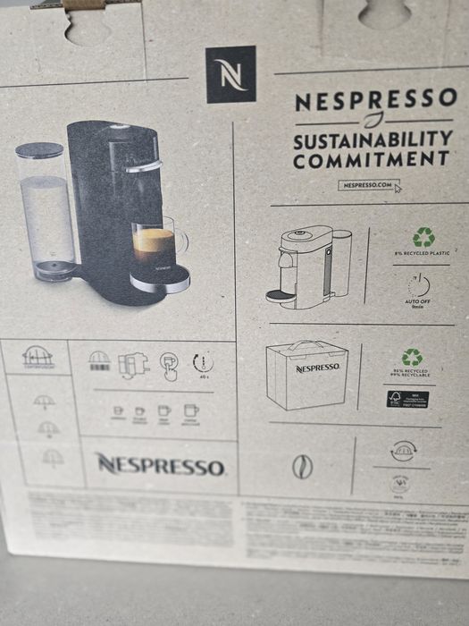 Máquina Nespresso Vertuo Plus