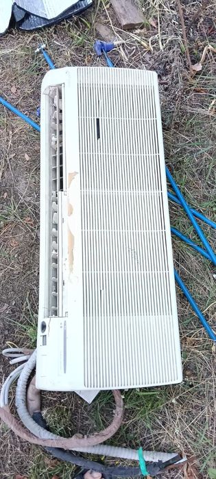 Внутрішній блок кондиціонера Mitsubishi на запчастини.
Пластиковий кор